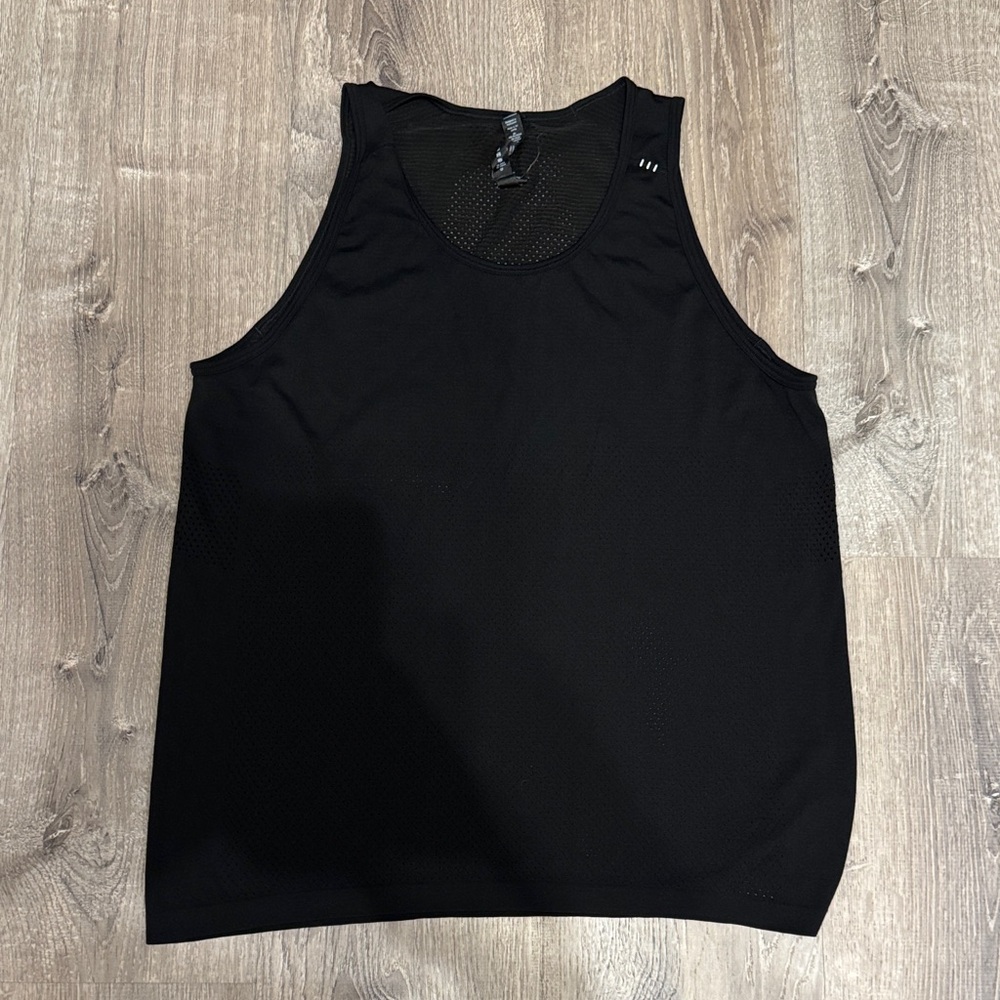 lululemon Classic Black Tank Top Size XL